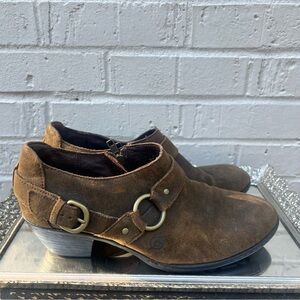 Born Women’s Zowy Suede Ankle boots